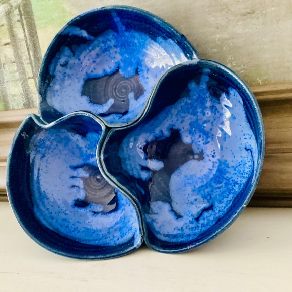 Studio Pottery Blue Glaze Triple Pinched Large Bowl Serving Dish Artist Signed - Picture 3 of 12
